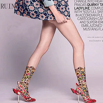 çok renkli Üçgen renk blok kısa tasarım moda kalite ince külotlu çorap kadın kız kadın çorapları