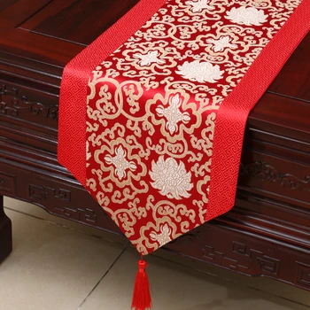 Geleneksel düğün masa runner çiçek Uğurlu Partisi yatak mat saten masa örtüsü Kırmızı masa örtüsü ev dekorasyonu
