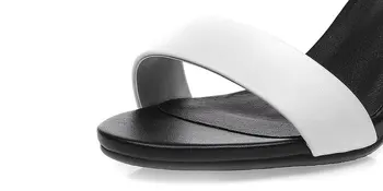 Temel Yaz sandalet ayakkabı kadın Açık Hakiki deri ayak Bileği-wrap Kare topuk sandalet HL75 MUYİSEXİ