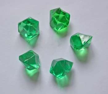 Masa oyunu için ücretsiz YENİ 100pcs nakliye Akrilik Kristal Elmas Piyon düzensiz Taş Çim Yeşil renkli oyun parçaları aksesuarlar