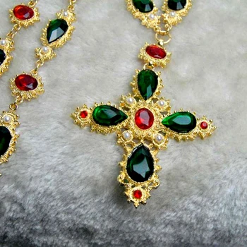 Yeni ünlü tasarım Avusturya kristal Metal zincir renk taş inci Çapraz Uzun kazak kolye Vintage Barok taşlar