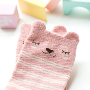 Kulakları ile 8 Çift Pamuklu Çocuk Çorap Anti-Karikatür Diz Bebek Çorabı yeni Doğan Aksesuarları Tilki/Ayı/Baykuş/Tavşan Kayma