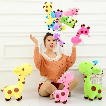 1 ADET 25cm Kawaii Çocuk Oyuncakları Renkli Zürafa Peluş Oyuncaklar Çocuklar için Yumuşak Hayvan Oyuncaklar Doldurulmuş Hediye Brinquedos Dekorasyon Bebek Şirin