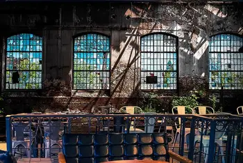 Oturma odası için Sanatsal Endüstriyel Rüzgar Kırık camlar Bar duvar kağıtları duvar kağıdı 3d fotoğraf duvar özelleştirmek
