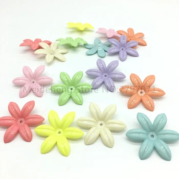 Meideheng Plastik Akrilik şeker renk Altı petal çiçek gerbera Boncuk Fit Takı 30*34 mm 35pcs DİY Zanaat Aksesuar Yapımı