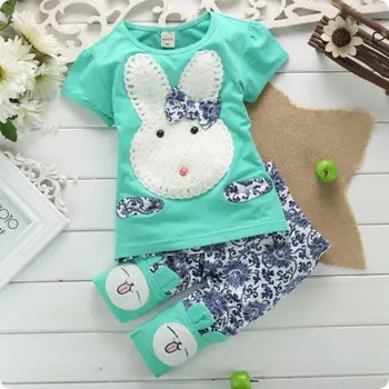 1 Çiçek Bunny Giysileri Sevimli Beyaz Tavşan Kız 2PC Bebek Çocuklar Kız Elbise Gömlek Üstleri Kısa Pantolon + Ayarlar 4Y Set