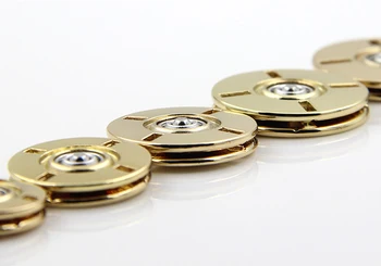 21 mm 6pcs Yüksek kalite kaplama Metal Snap Düğmeler 4holes Altın ve Silah siyah Kazak&Mont Görünmez dikiş düğme giysi aksesuarları