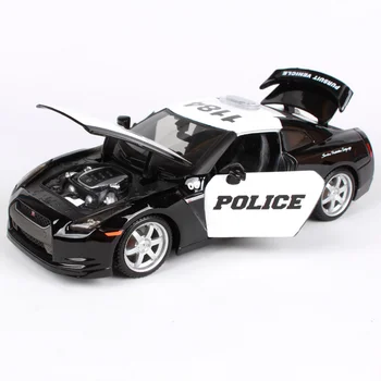 Kutusunda Yeni(R11) Maisto 1:24 2009 Nissan GT-R Polis arabası Spor Araba Döküm Model Araba Oyuncak Ücretsiz Kargo 32512