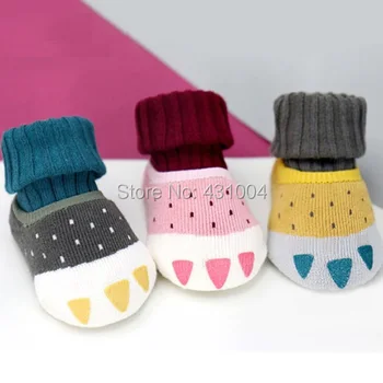 Kacakid bebek Sonbahar Kış uzun elbise bebek çoraplar, yeni çocuk küçük sevimli terry tekne çorap+çizgili çorap