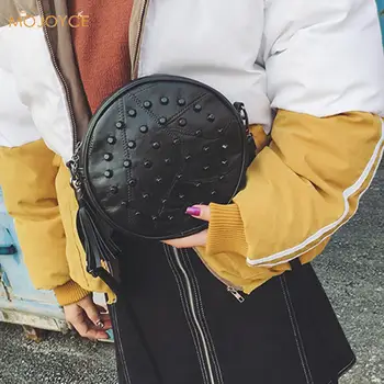 Koyun Derisi Çanta Çanta Kadınlar Ünlü Markalar Perçin Sevimli Yuvarlak Mini Omuz Çantası Crossbody Çanta Siyah Püskül Kadın Deri Çanta