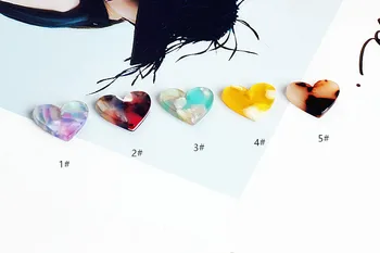 Toptan 50pcs Plastik Akrilik Kalp Çekicilik Kolye Takı DİY Zanaat Uygun Moda Anahtarlık Bilezik Küpe Reçine Renkli