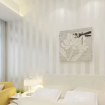 Krem beibehang duvar kağıdı Modern Basit Tarzı 3D Çizgili duvar Kağıdı Parlak Bej Kahverengi duvar Kağıdı Beyaz arka Plan Duvar Bandı