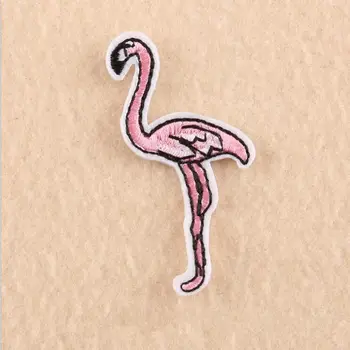 1 ADET Flamingo Hayvanları parches Giyim DİY Çizgili Kıyafetler için Yamalar üzerinde Demir İşlemeli Özel Rozetler Etiketler