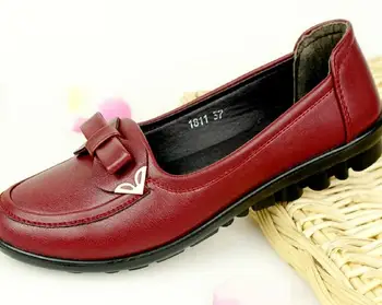 Sonbahar anne ayakkabı ayakkabı hakiki deri yumuşak Pekin pamuk yapımı tek kayma-dayanıklı taban ayakkabı kadın quinquagenarian