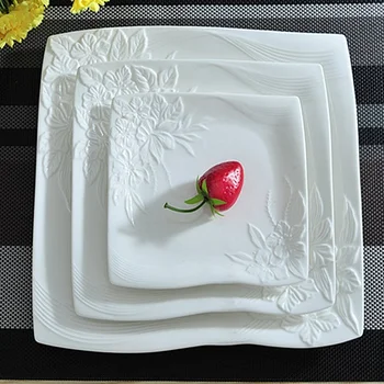 Çiçek Seramik Düz Yemek Tabağı Dana Biftek Yemek Yemek, Salata ve Makarna Servisi yapılan Dekoratif Porselen Set Damgalı