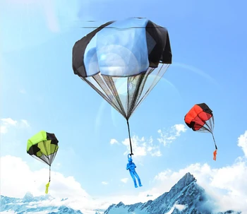 İyilik ucuz uygun yaz oyuncak oyun çok eğlenceli parti çanta dolgu ganimet açık Fume 6x Yeni mini paraşüt oyuncak adam kapalı fly