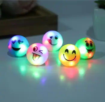 Gülümseyen Sevimli Karikatür Yanıp sönen LED Işıklı Parmak Yüzük Eylem Parlayan YH915 Noel Cadılar Bayramı Komik Oyuncak Hediye Çocuklar Rakamları