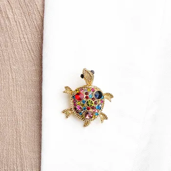 Kadınlar İçin Moda Takı Kristal Kaplumbağa Broches Yüksek Dereceli Unisex Kaplumbağa Hayvan Broş Çiçek Buketi Bijuterias Tesettür Pin