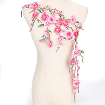 Yeni 1 pc Nakış Güzel Pembe Çiçek Dikiş Malzemeleri El Sanatları için Yaka Yaka kumaş, DİY Yaka Dantel kumaş Dantel