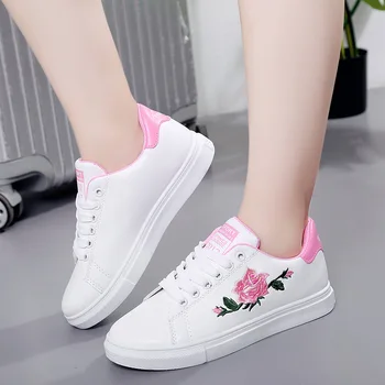 Vahşi Yaz Solunabilir Kadın Rahat Ayakkabı moda Bayan Ayakkabıları Küçük Beyaz Ayakkabılar Kadın Kore Sürüm babet Ayakkabılar Dantel