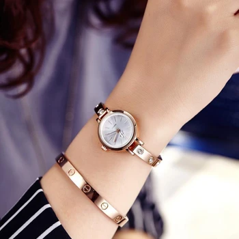 Mükemmel Kalite Marka Yeni Moda Kadın Lüks Bilezik İzle Sony Ericsson için Mujer Saat Yılbaşı Hediyesi Sony Ericsson için hombre Kol saati Saatler