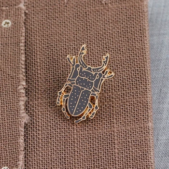 Vintage Sert Emaye Pin Broş İğne Karikatür Böcek Böcek Hayvan Laple Pin Kadınlar Erkekler için Ceket Komik Rozetleri Takı Denim