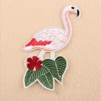 1 ADET Flamingo Hayvanları parches Giyim DİY Çizgili Kıyafetler için Yamalar üzerinde Demir İşlemeli Özel Rozetler Etiketler