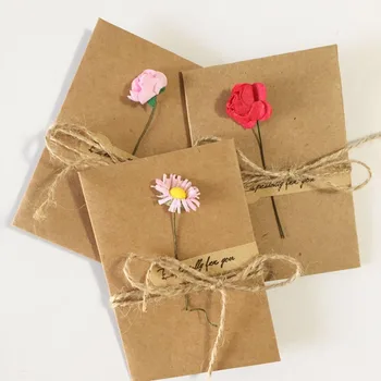 20pcs DİY Kraft Kağıt el Yapımı Kuru Çiçek Davetiye Zarf Düğün iyilik ile Noel Tebrik Kartı ( Rasgele Desen )